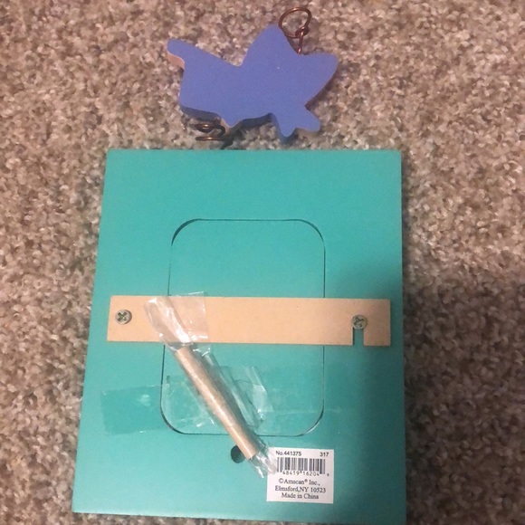 Two 2x3 decorative frames - Picture 3 of 6